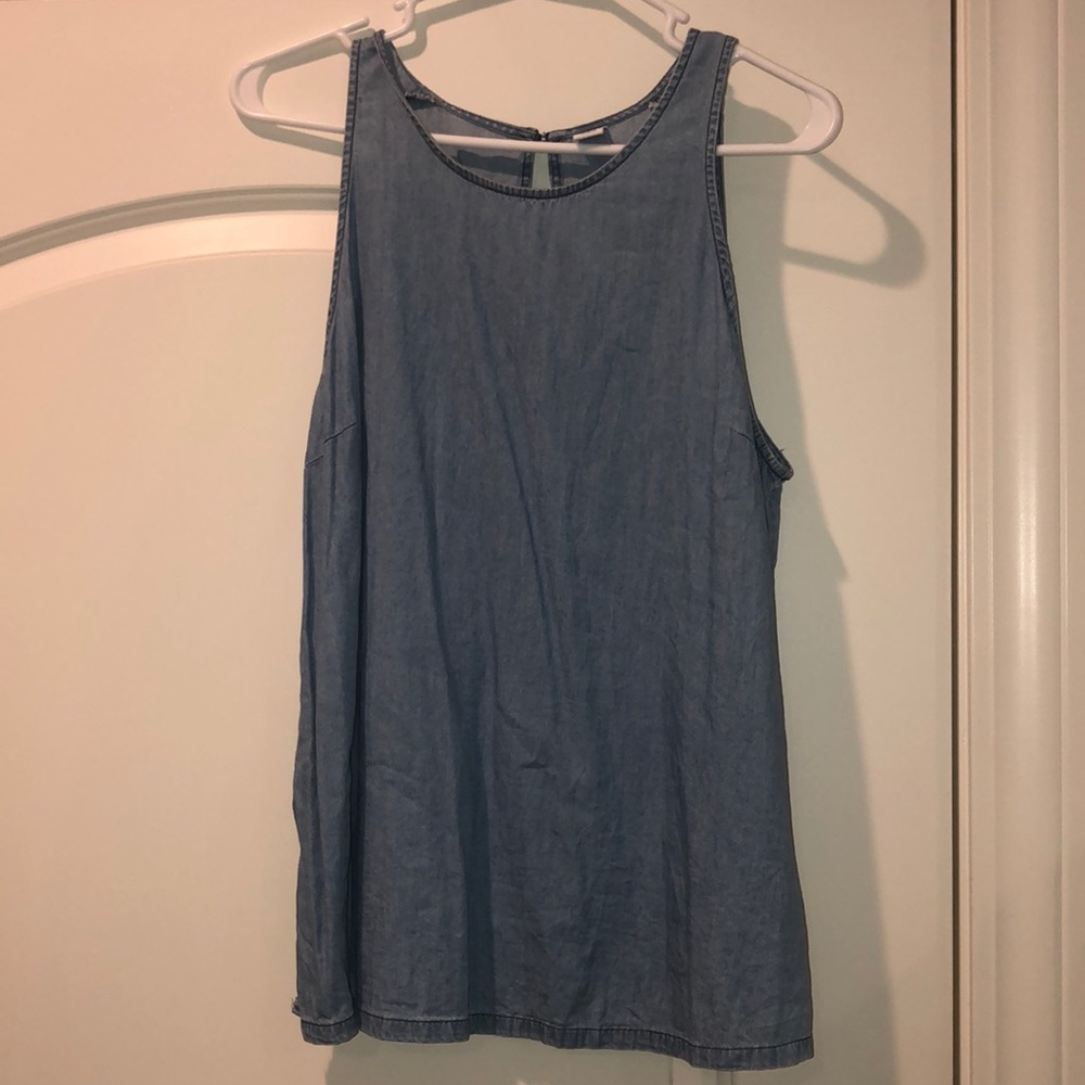 Jean Top with Keyhole Back